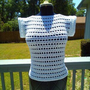 Handed Crafted Summer Top, Size S/M, Color White.